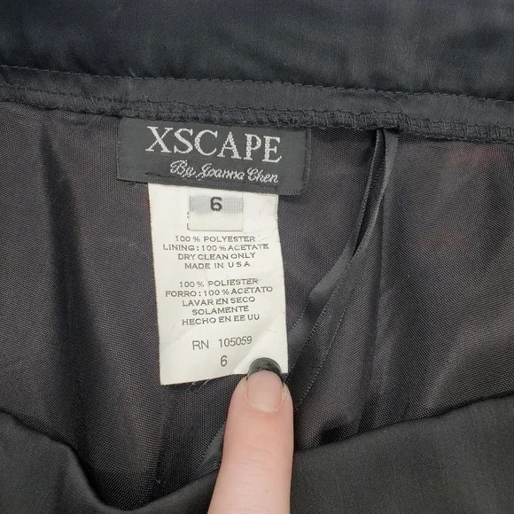 Elegant Ball Formal Red Halter Top & Black Tiered Skirt 2pc Set - Picture 5 of 5